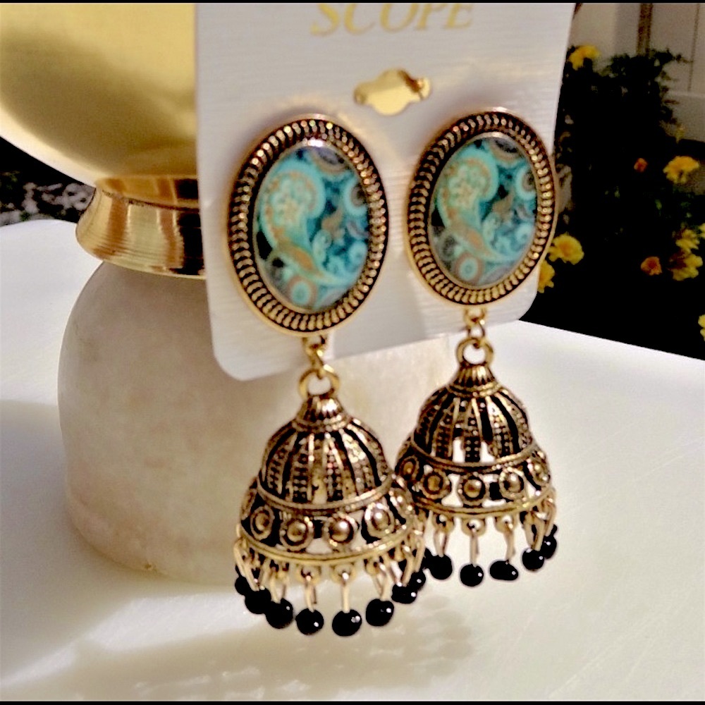 🍃 Boho Paisley & Fringed Bell Dangled Earrings - New With Tags